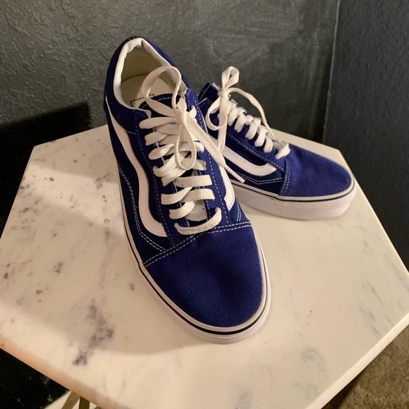 Vans - Picture 3 of 4